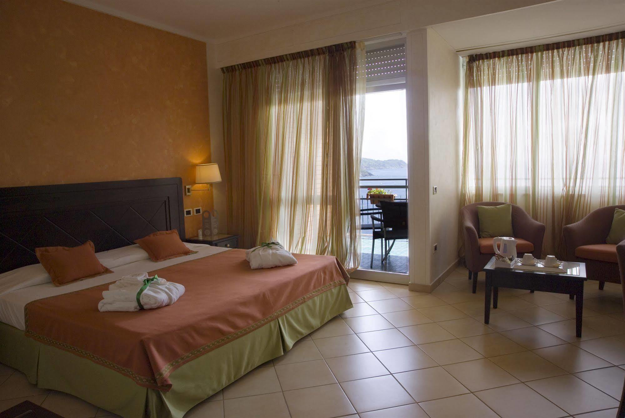 Grand Elba International Hotel