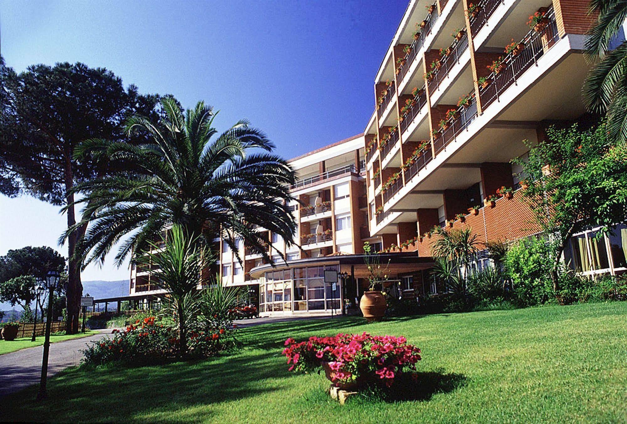 Th - Grand Elba International